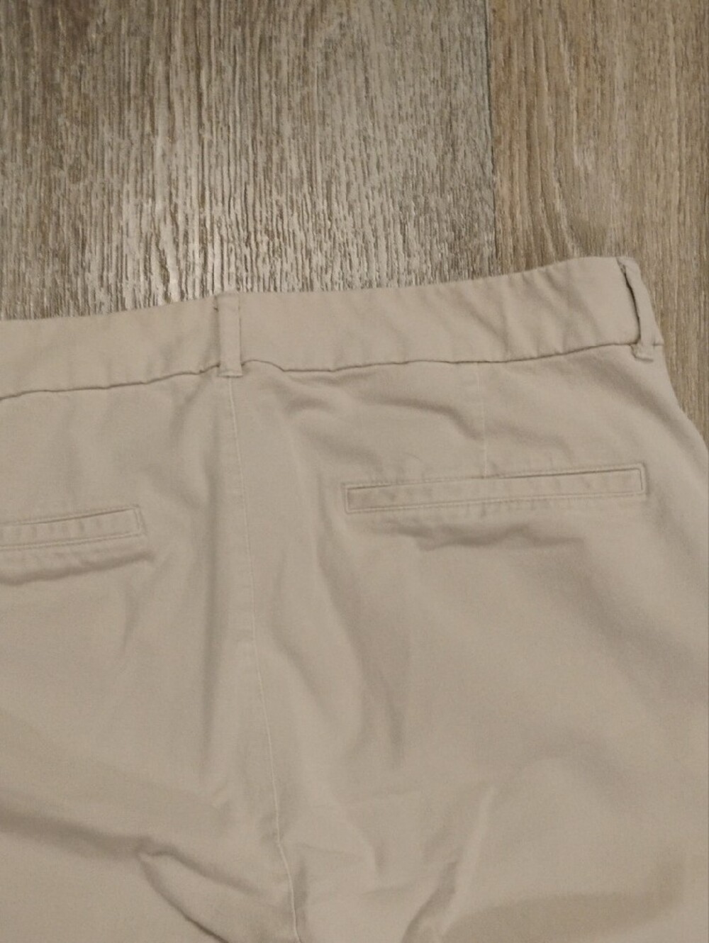 5/$20 Size 14 Old Navy Women's Pixie Skinny Pants in Light Beige - Picture 3 of 5